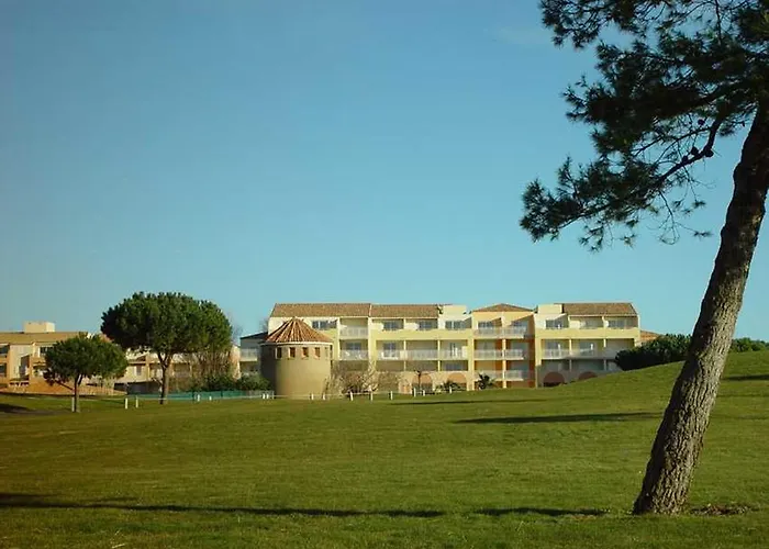 Vacancéole - Résidence Le Palmyra Golf Aparthotel 4*