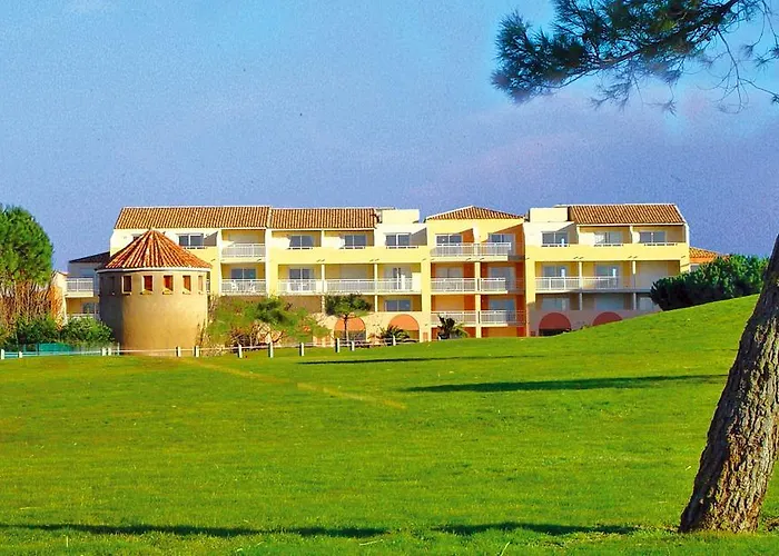 Aparthotel Vacancéole - Résidence Le Palmyra Golf 4*